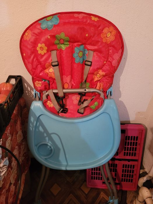 Scaun de masa pentru copii