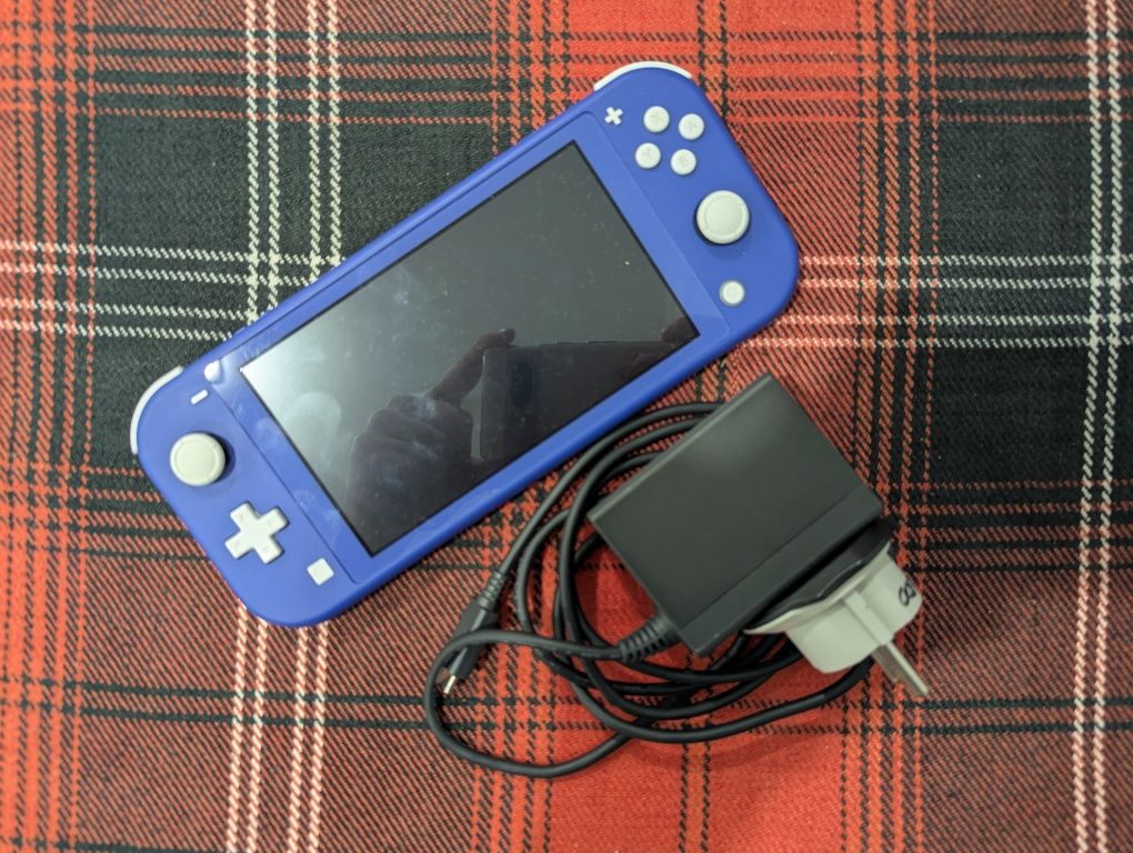 Switch Lite прошитый kefir 256gb