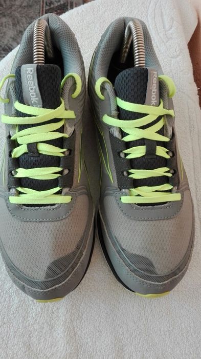 Adidași Reebok nr 40