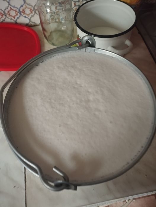 Кешки сути сатылады таза табиги одним дами керемет ем асказага ем