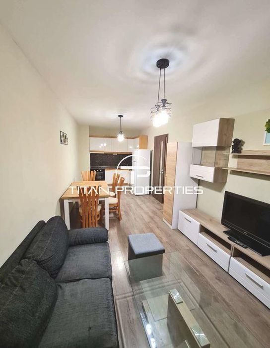 Дава се под наем Тристаен апартамент в Варна, Цветен квартал - 88 кв.м за 650 € - Снимка #1