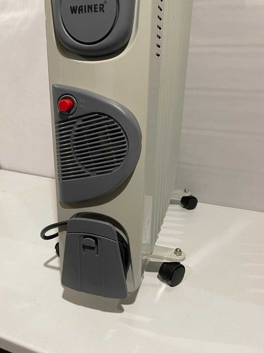 Calorifer electric cu ulei 13 elementi, 2400W, 2 trepte de putere