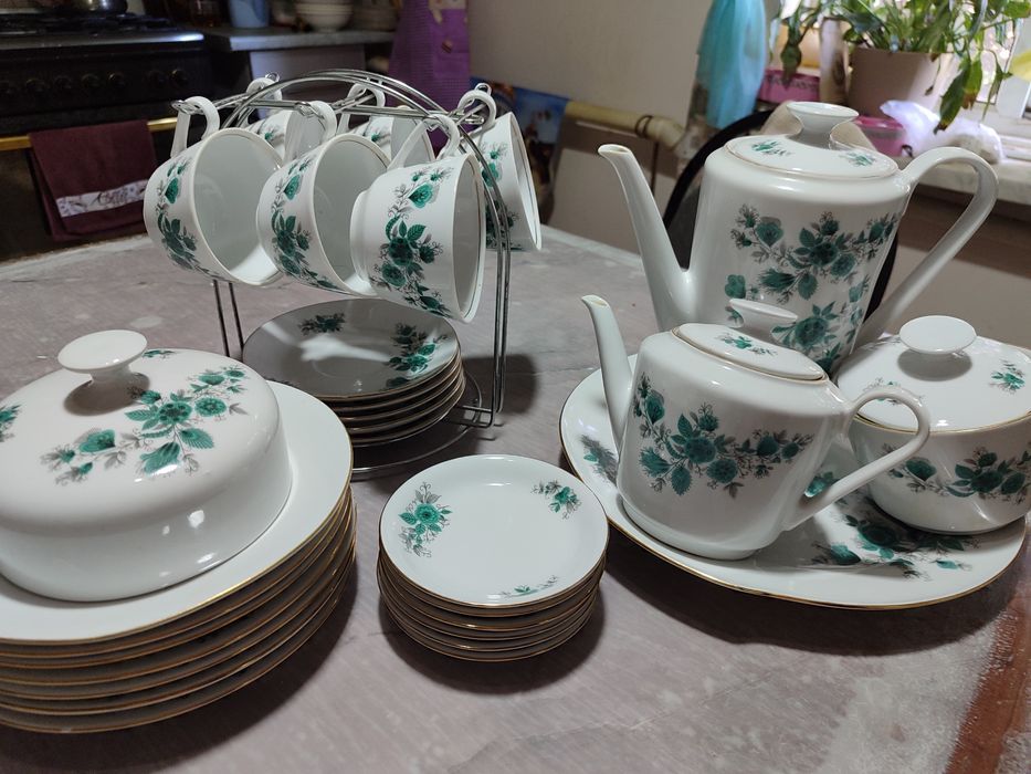 Чайный сервиз на 6 персон