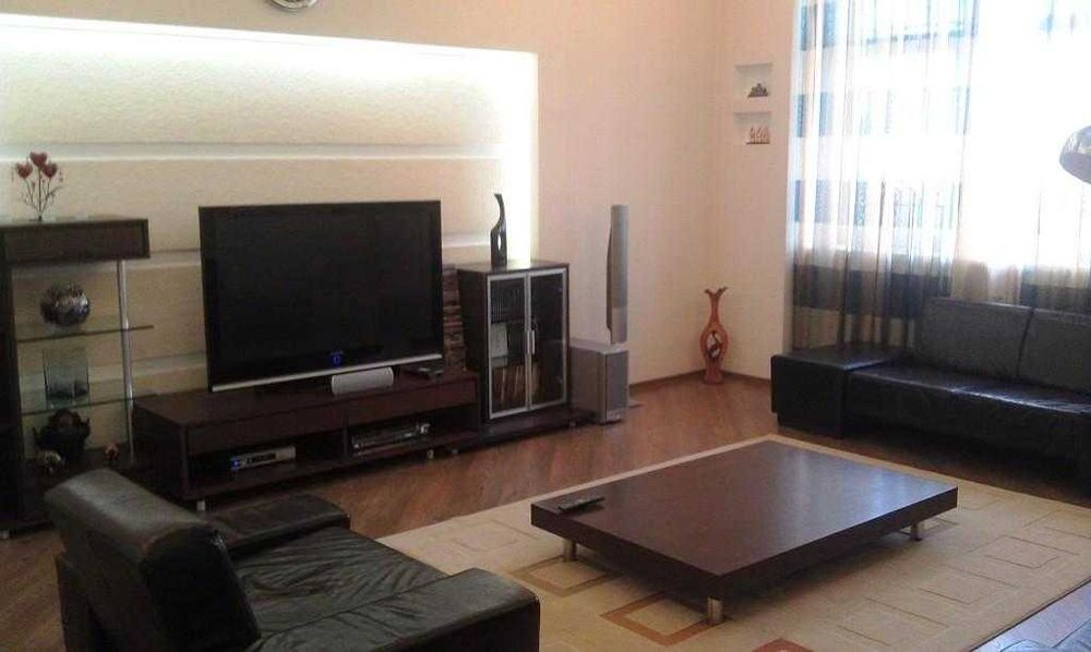 3 ком Габус Шевченко Irish Pub,с ремонтом, мебелью, техникой,парковкой