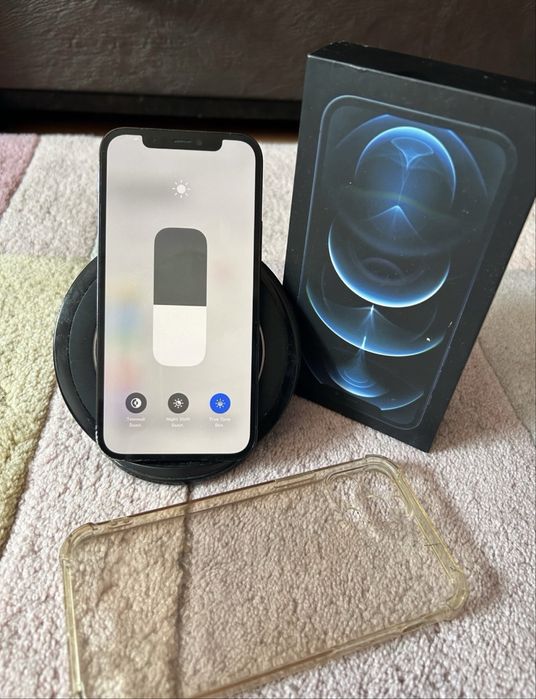 Продам айфон 12 про iPhone 12 pro