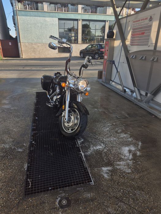 Kawasaki vulcan nomad 1.6