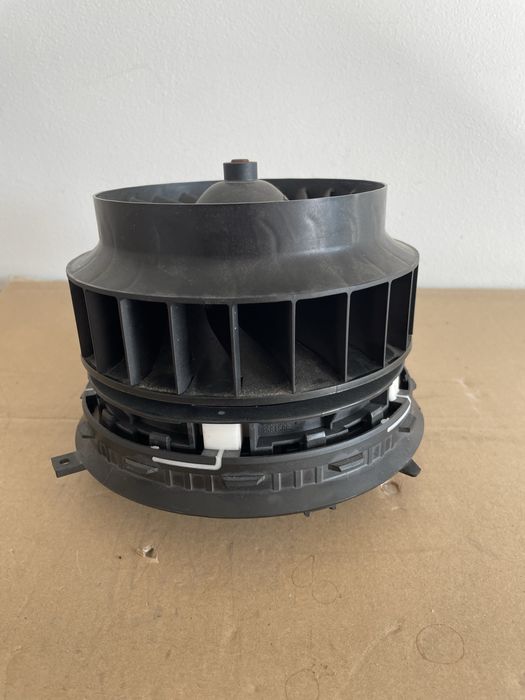 Ventilator habitaclu Mercedes W213 W238