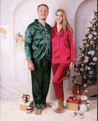 Set pijamale pentru cuplu din Satin Rosu-Verde cu vipusca alba