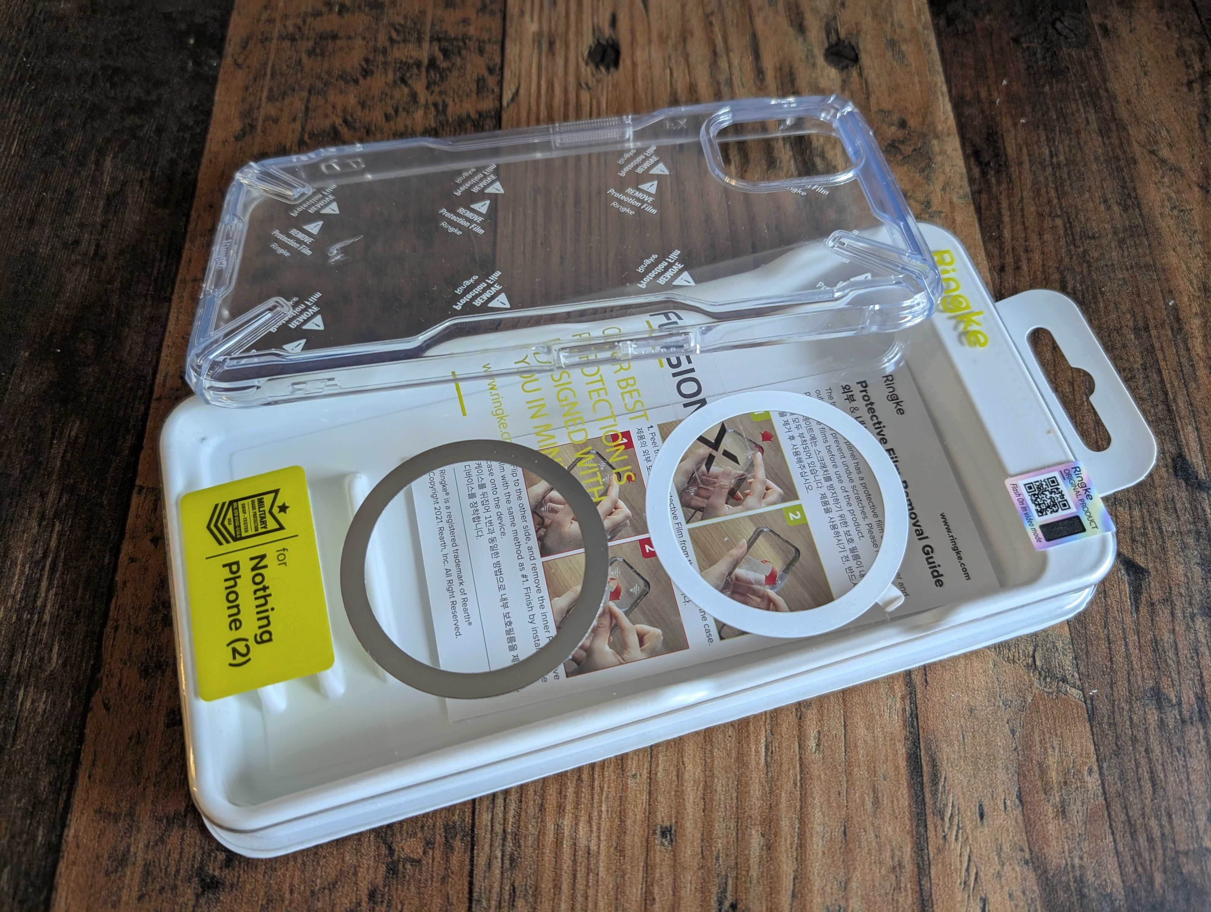 Калъф за Nothing Phone (2) Spigen Hybrid Smoked, Ringke Fusion X Clear