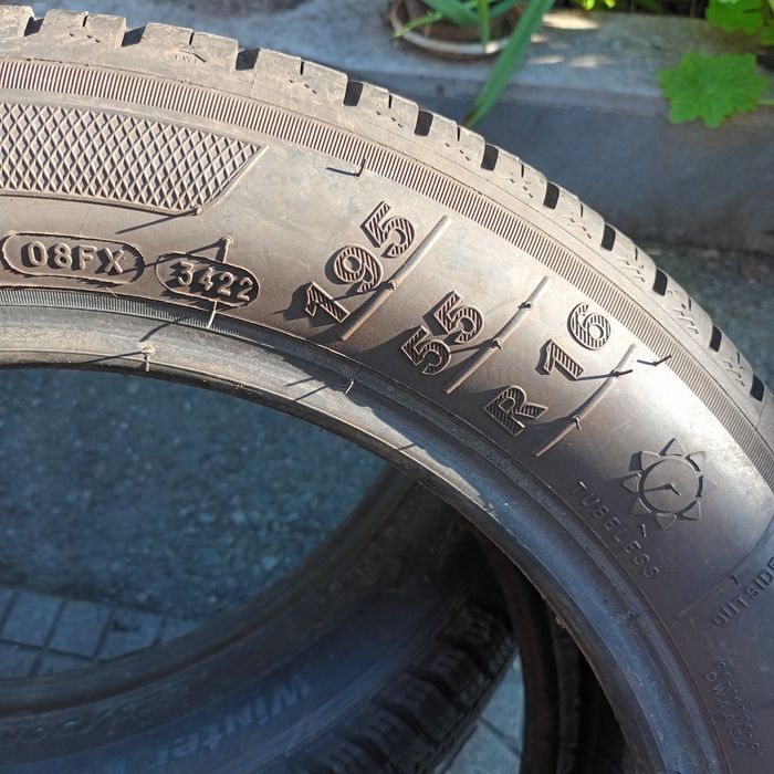 Гуми: 225/50 R18  1бр.- 195/55 R16 1бр.