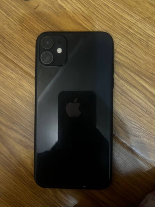 Iphone 11 sotiladi narx keliwamz srochma tel qlela kelwtrb beraman