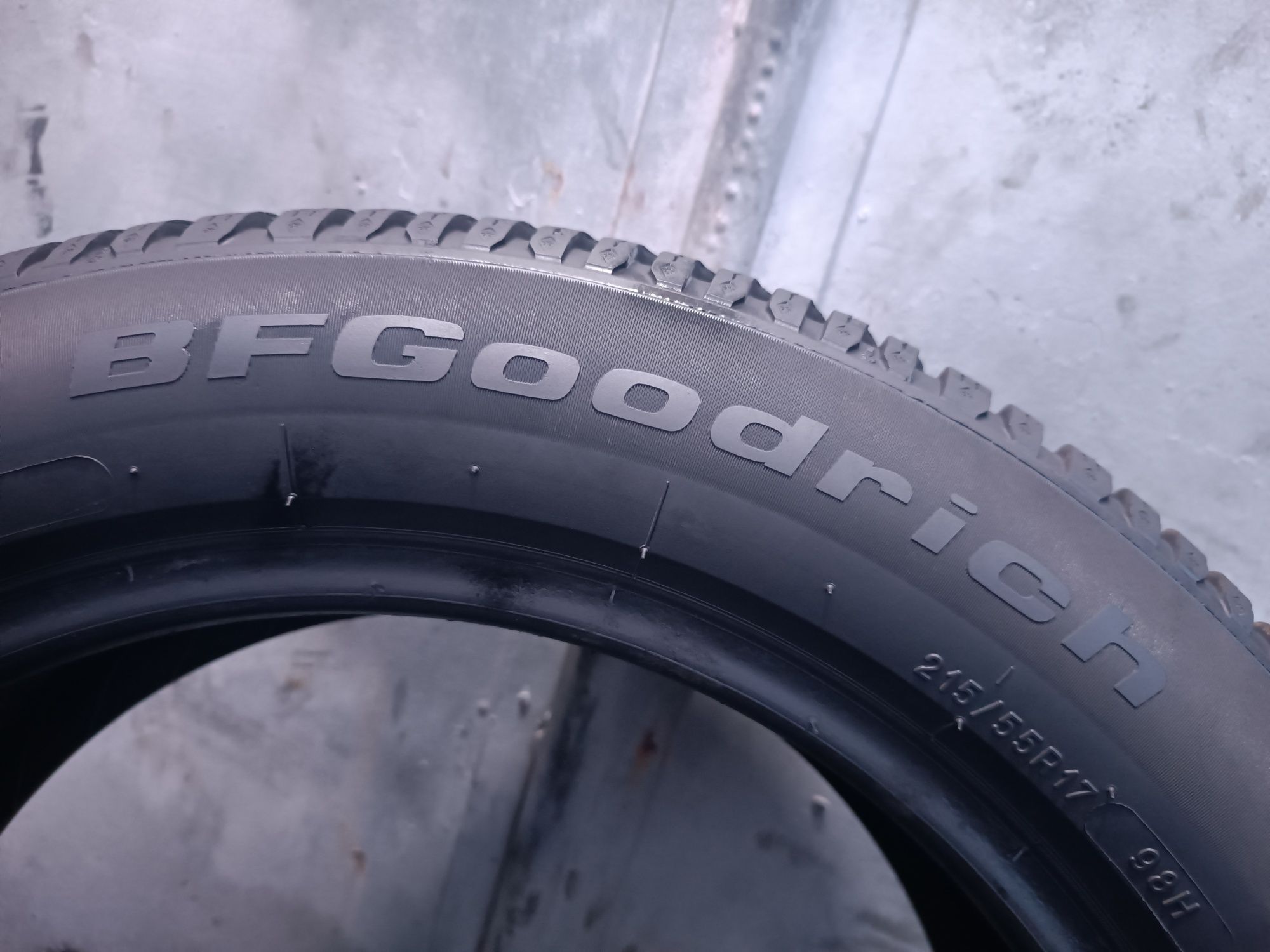 215/55/17 BF Goodrich