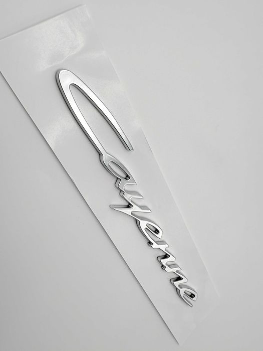 Emblema Compatibila PORSCHE Cayenne 2023 facelift crom spate