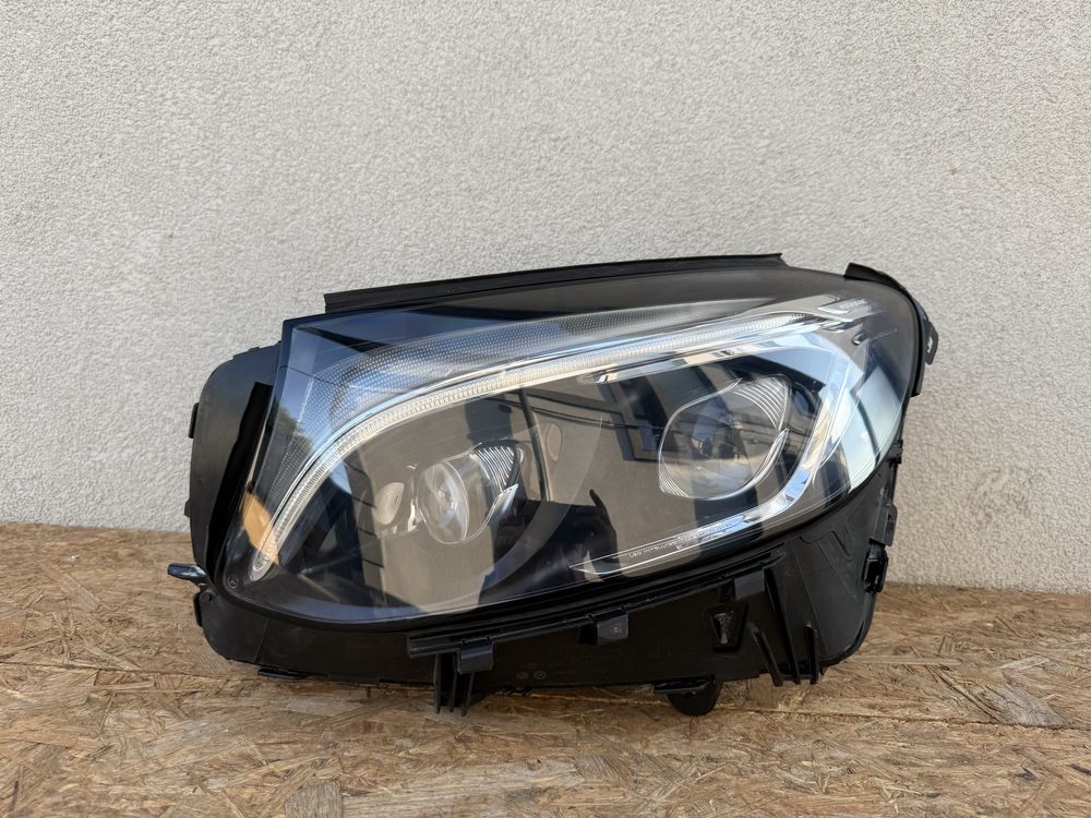 Far stanga Mercedes GLC W253 ILS Full LED Original Europa
