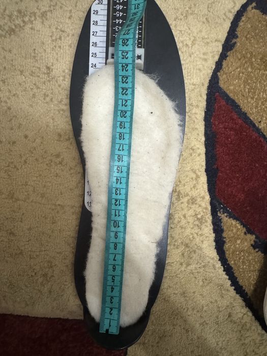 Продам зимнюю босоногую обувь от бренда be lenka