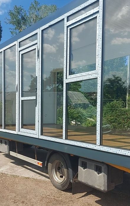 Vand container tip vitrina