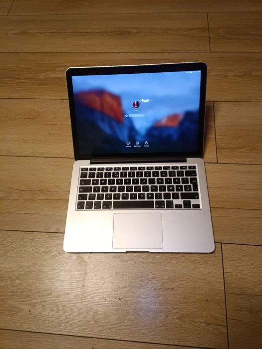 Vând leptop macbook pro