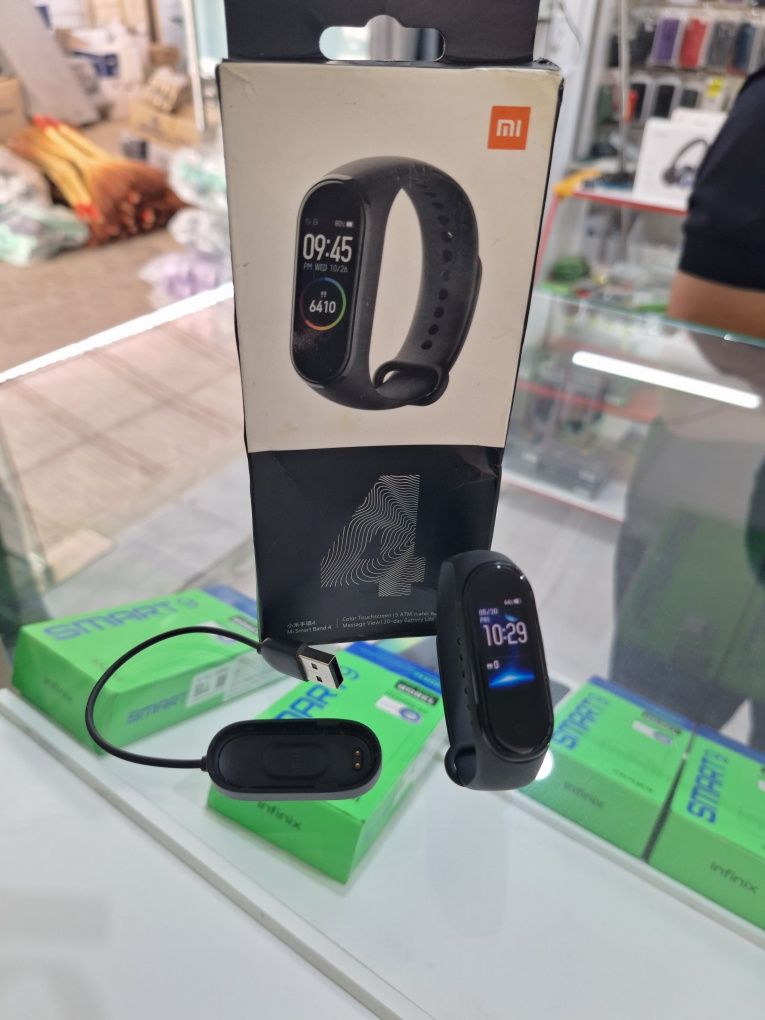 Mi band 4 bor holati kardak yangi 12ta viloyat pochta bor