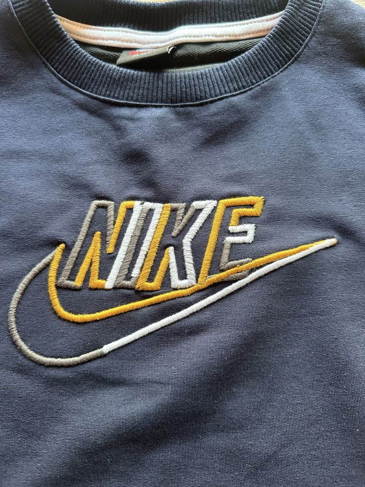 Детски,памучен,екип Nike в тъмно синьо с бродирано лого
