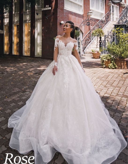 Vand rochie de mireasa Esposa Bridal Boutique