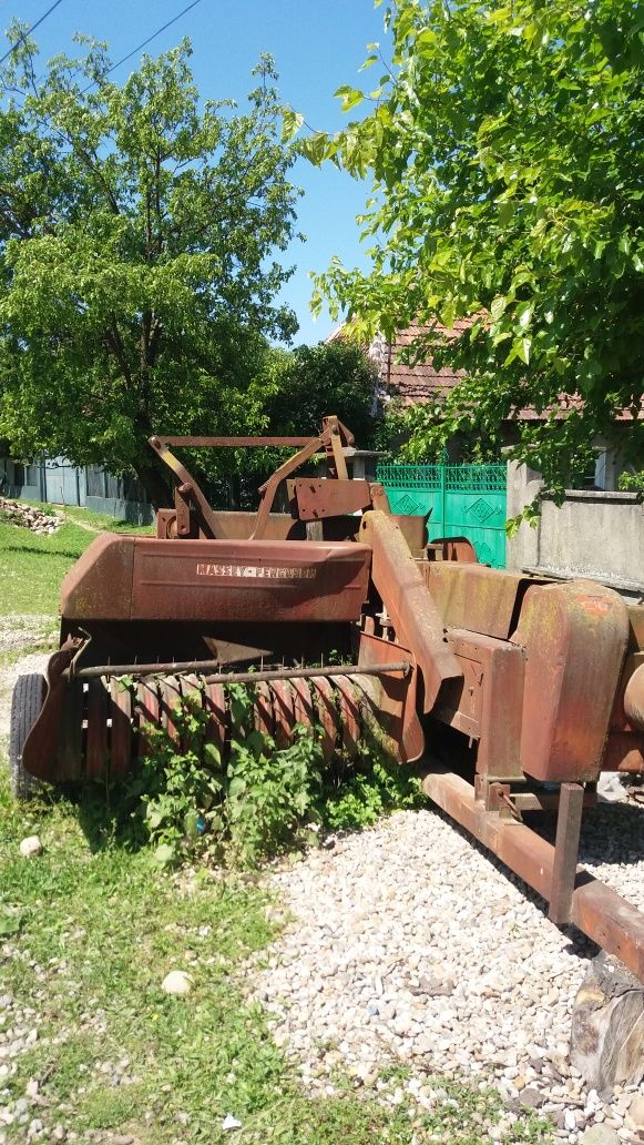 Mecanic Balotiera/ Presa de balotat