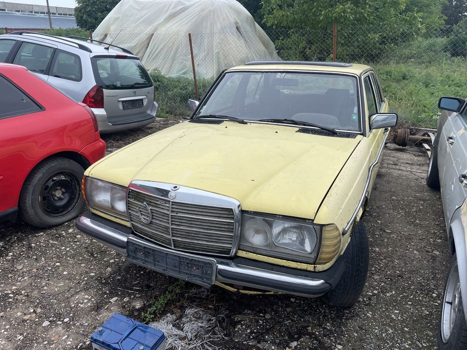 Mercedes 123 200d/300d на части