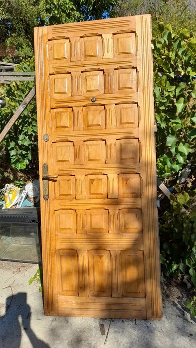Ușa masiva stejar..originale