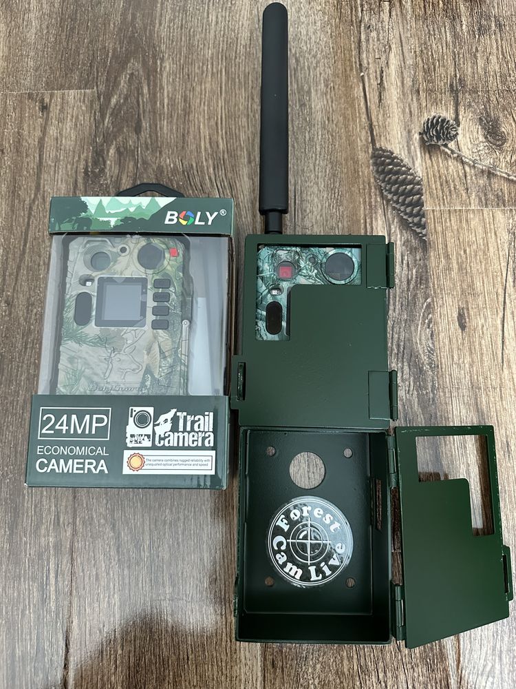 Cutie metalica ForestCamLive F1 F3 F4 Camera vanatoare live