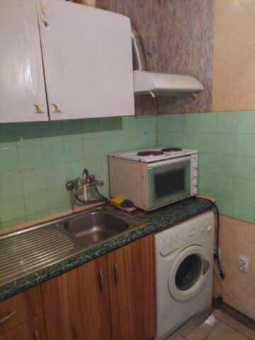 Дава се под наем Двустаен апартамент в София, Мусагеница - 64 кв.м за 438.6 € - Снимка #2