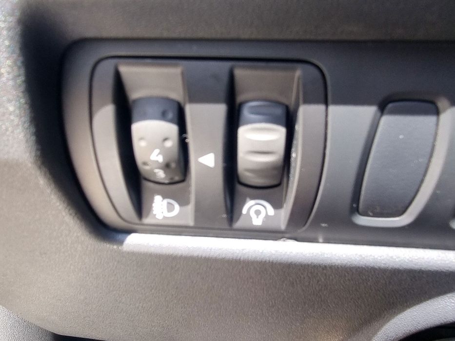 Buton reglaj far Renault Megane 2 [Fabr 2002-2008] 1.5 DCI K9K722  60K