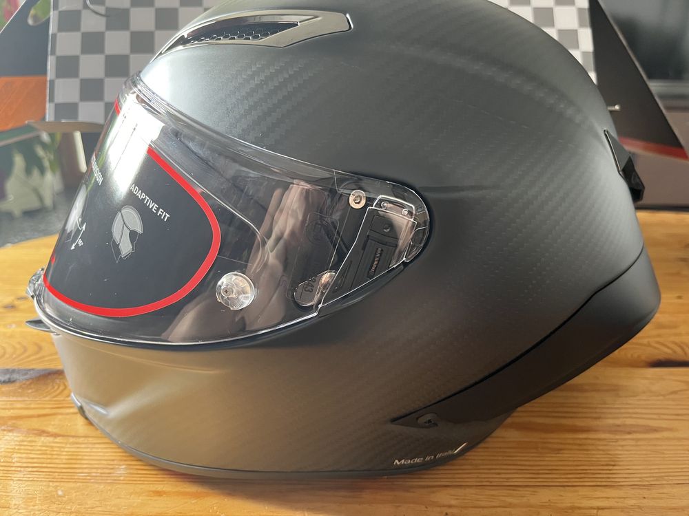 AGV GP RR Matt Carbon size L каска чисто нова