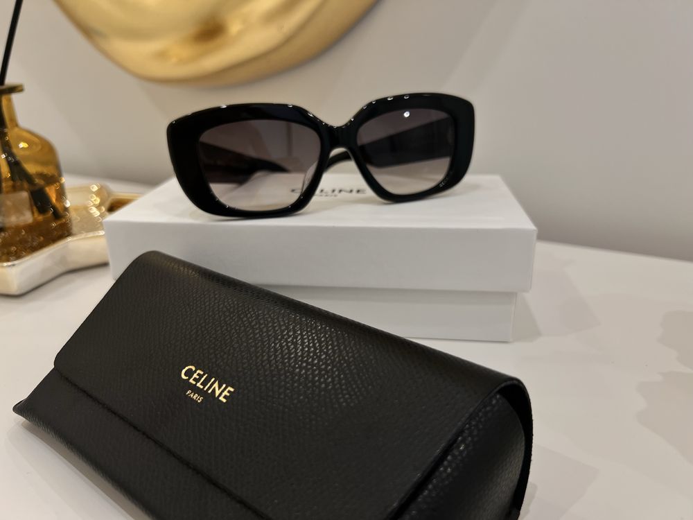 Продавам очила Celine