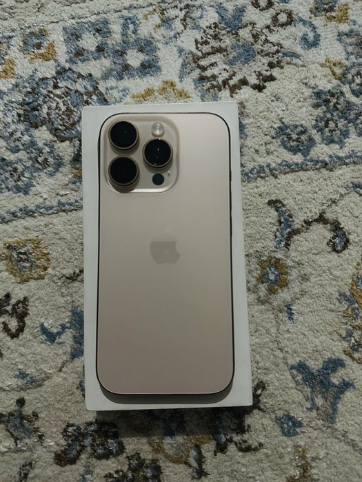 Продам iphone 16 pro 256 desert titanium