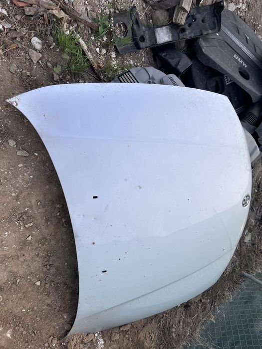 Преден капак е87