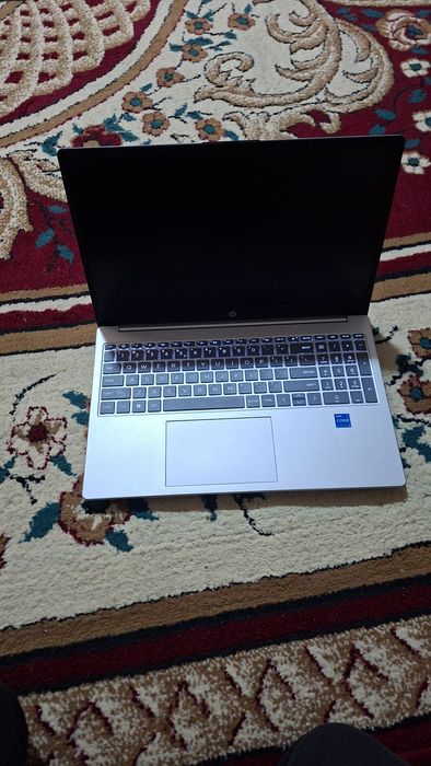 HP Kompьyuter Core i5