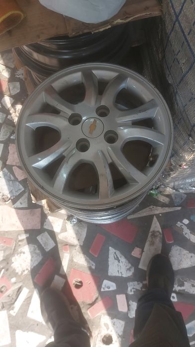 14 spark diska sotladi narhi 120$ Bekorchla teli qmasn