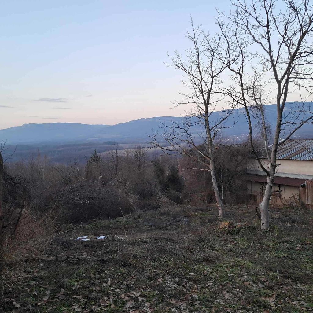 Продава се Парцел в с. Янковци, Област Габрово - 627 кв.м за 27 €/кв.м - Снимка #1