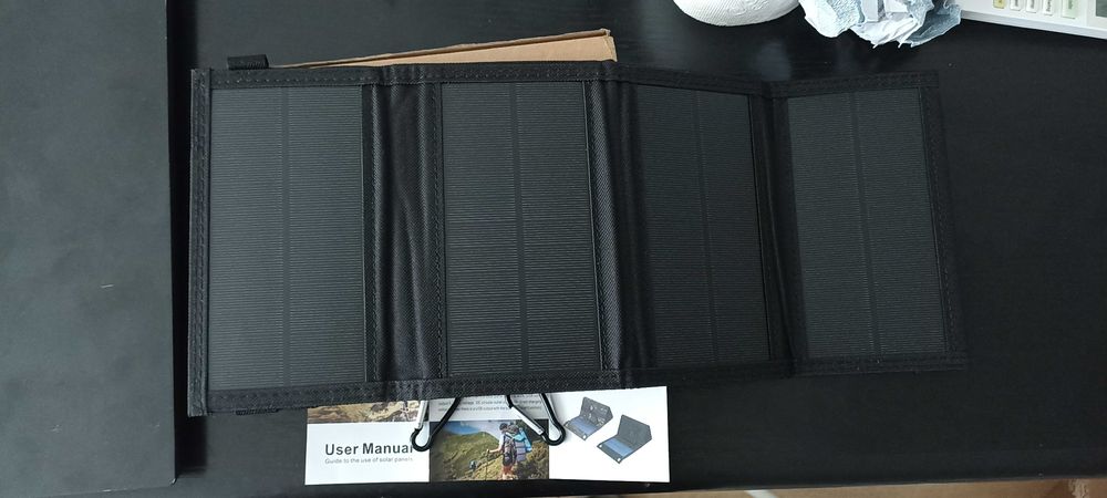 Mini panou solar pentru reincarcare telefon