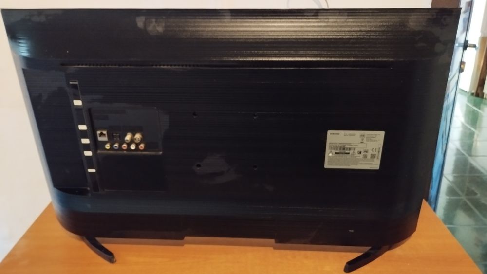 Televizor Samsung  LED, Full HD Smart 32T5372, cu displa