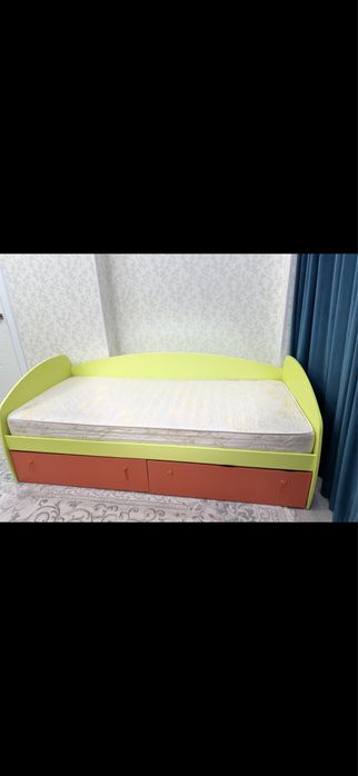 Кровать детская, для подростков в хорошем состоянии