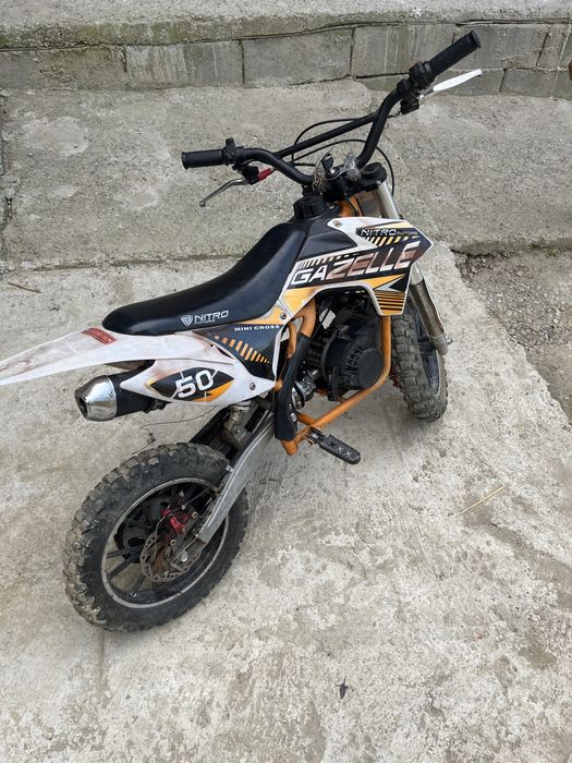 Vand cross 50cc perfect functional 1000lei