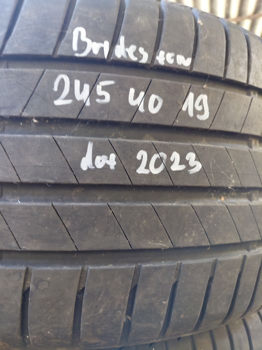 245/40/19" Bridestone 2бр.гуми дот2023