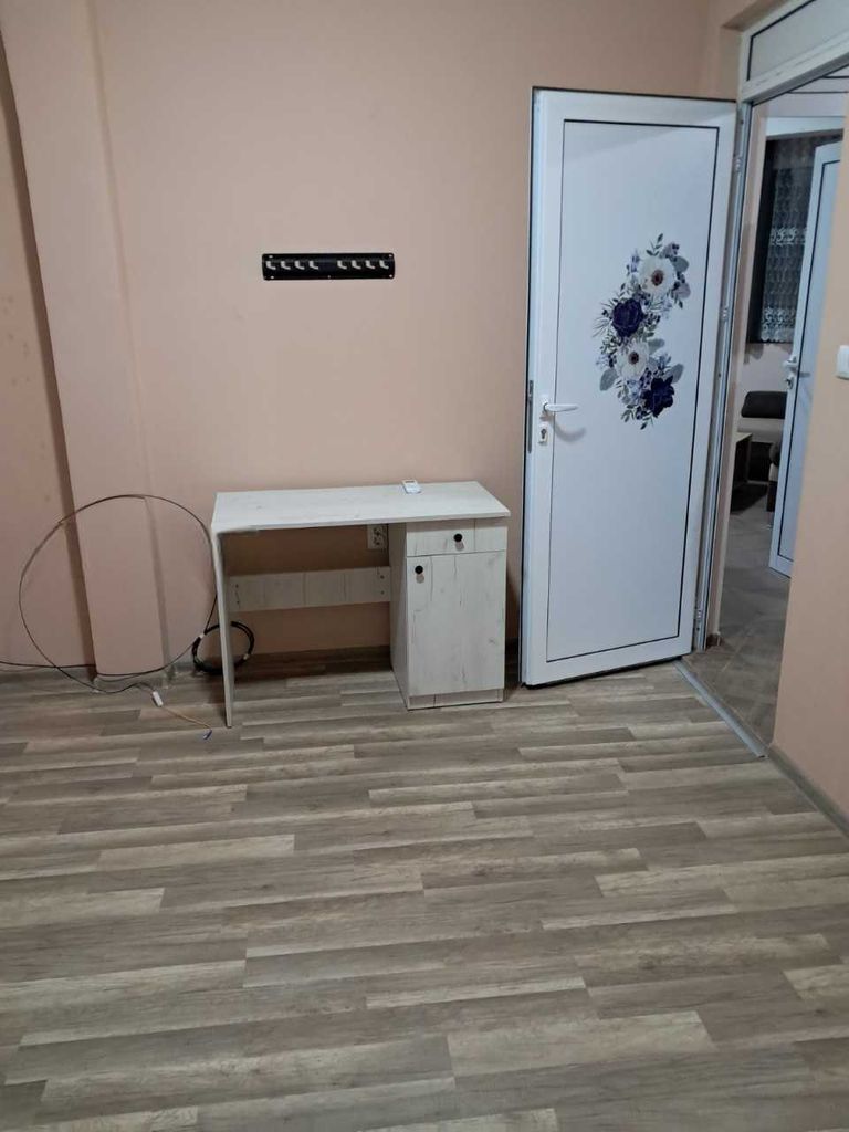 Дава се под наем Тристаен апартамент в София, Княжево - 70 кв.м за 510 € - Снимка #9