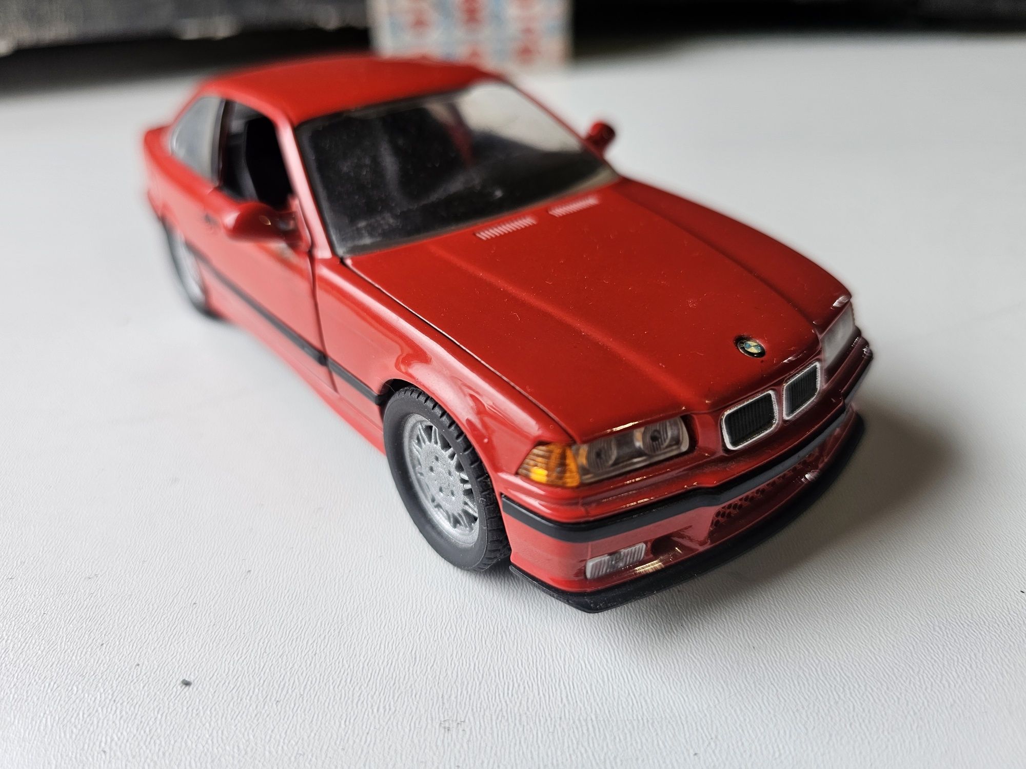 Macheta BMW M3 E36 1:24 GAMA 2105 model rar