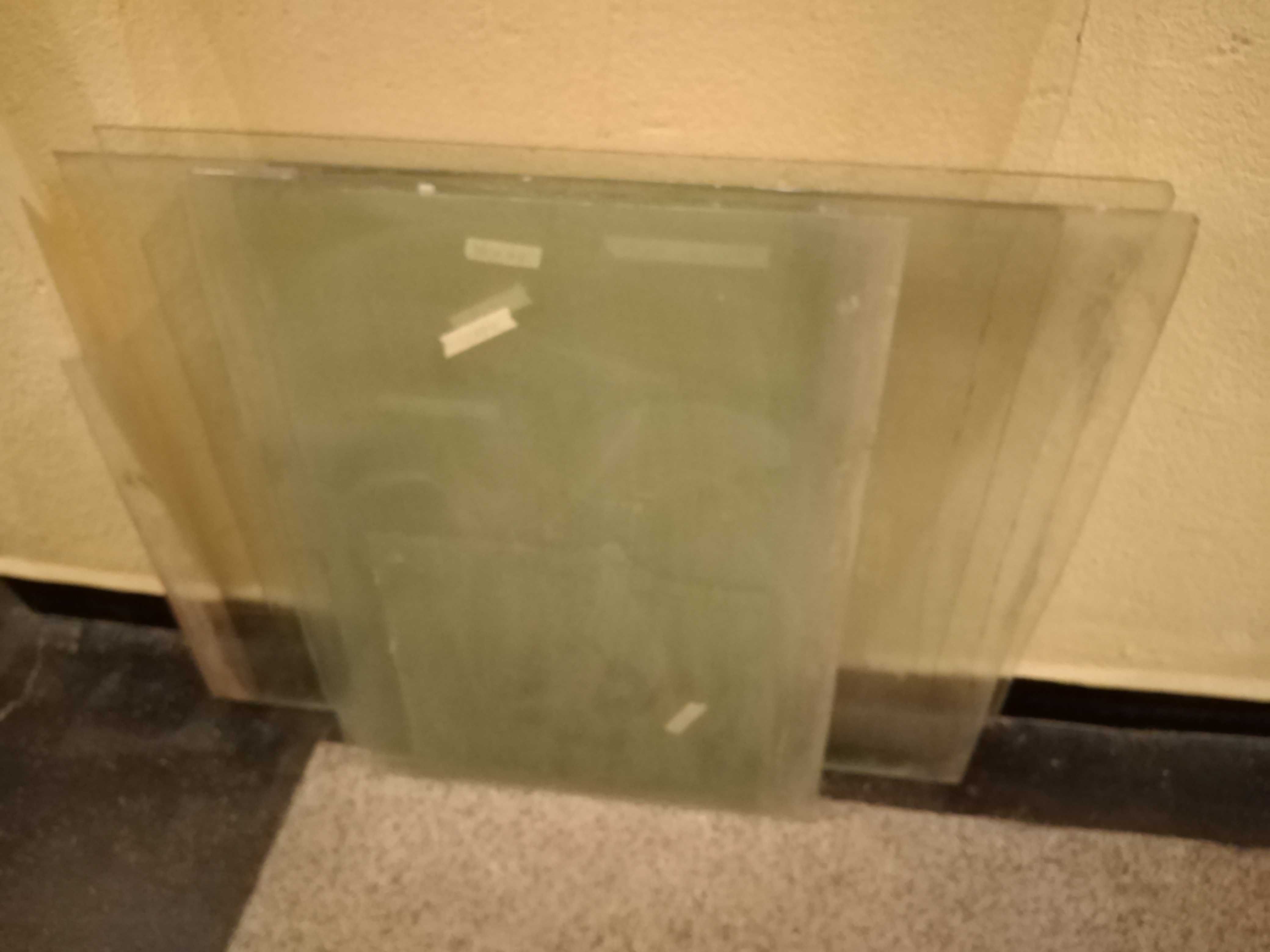 Стъкла от оранжерия с дебелина 4 мм и 15% затъмнение различни размери