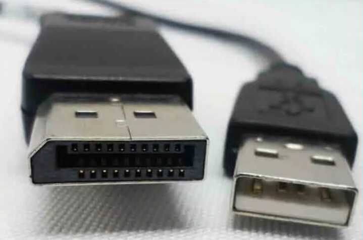 Адаптер DisplayPort (330 МГц) к двухканальному DVI [BizLink]