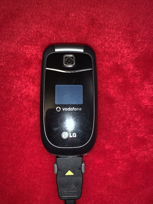 Telefon LG cu butoane pt seniori