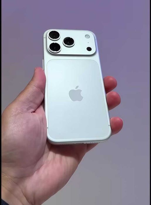 iPhone 17 pro max