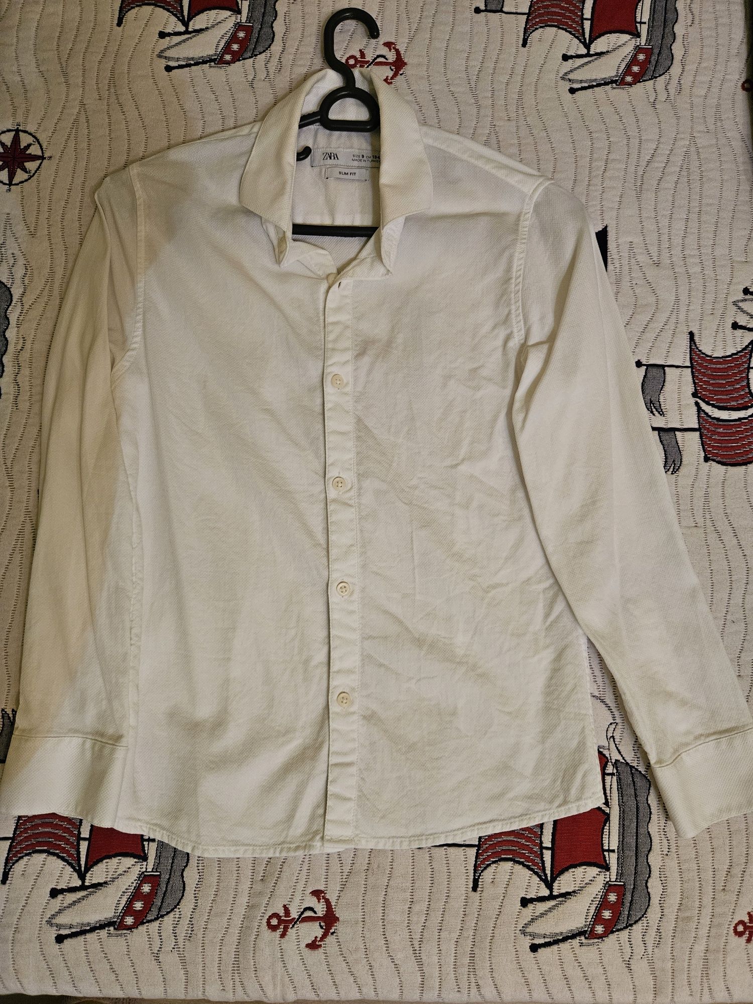 Костюм Zara с риза, папионка, колан, 10г.