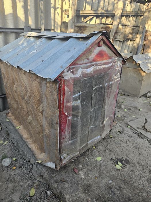 Отдам будку утеплённые для зимы